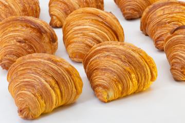 Vanilla Millefeuille/Napoleon - Whole: Cocola Bakery